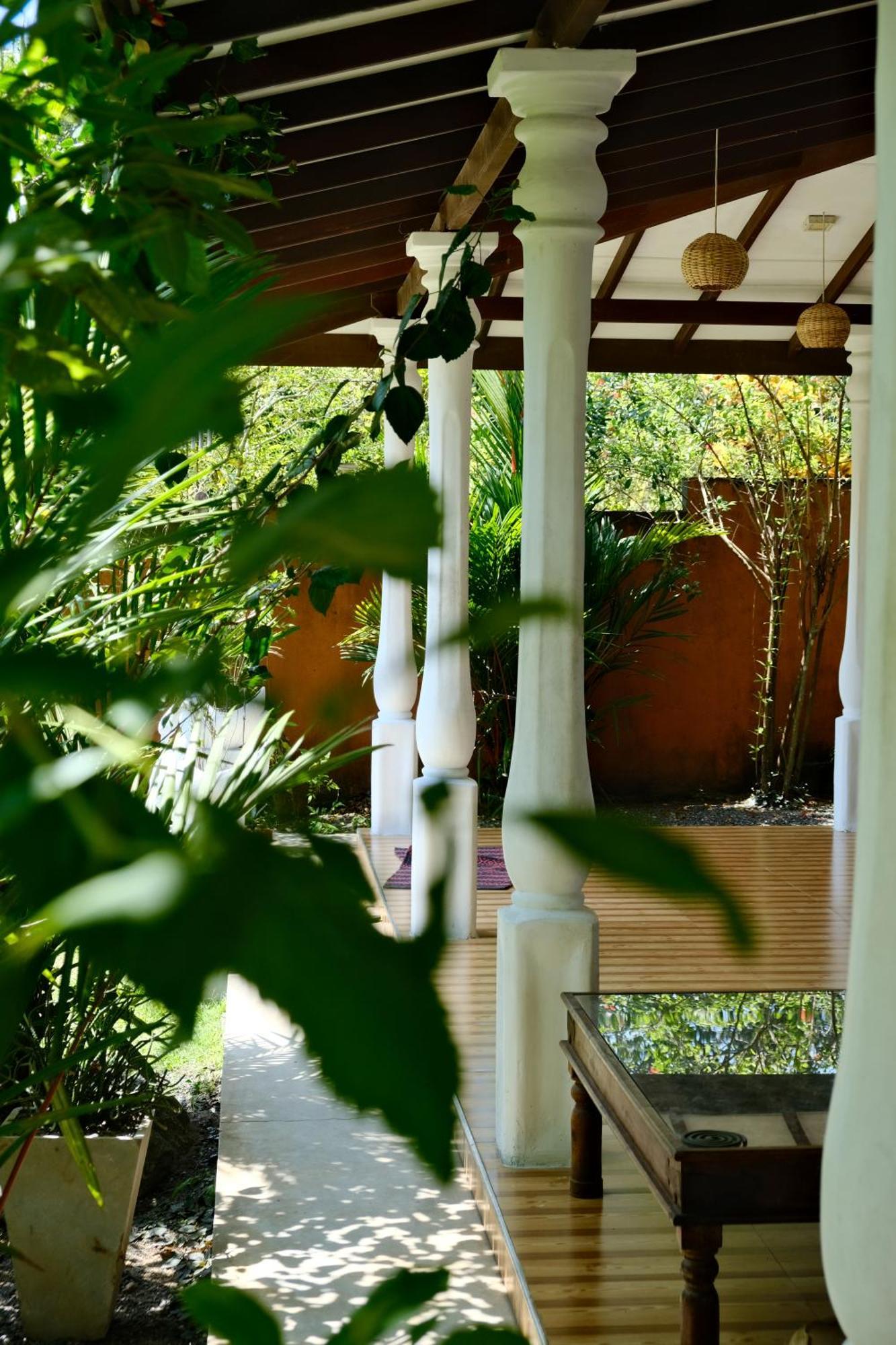 Hotel One Bhakthi Ahangama Exterior foto